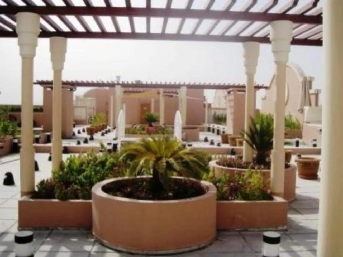 Huge Entire Apartment For With Free Pool, Steam & Sauna , Dubai